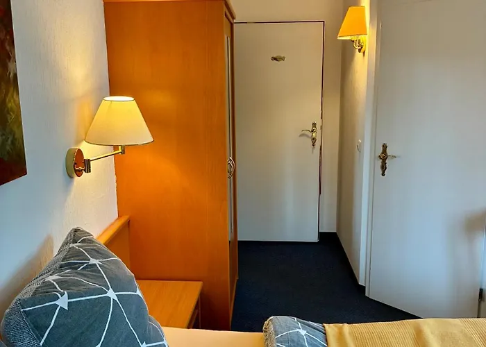 Han/Misafirhane Restaurant Rebea